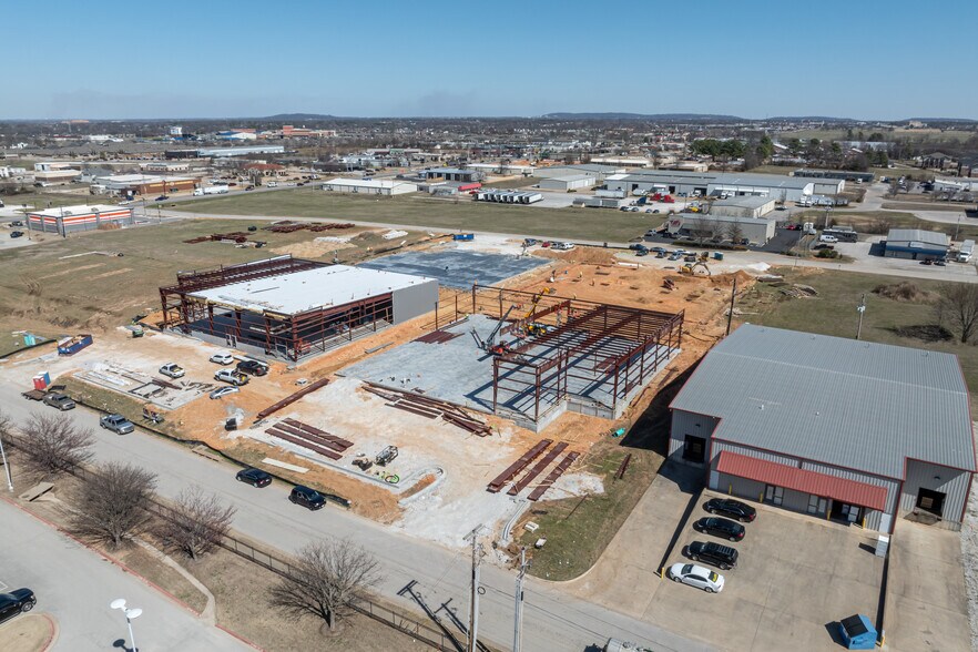 288 Agnes dr, Springdale, AR for lease - Construction Photo - Image 2 of 2