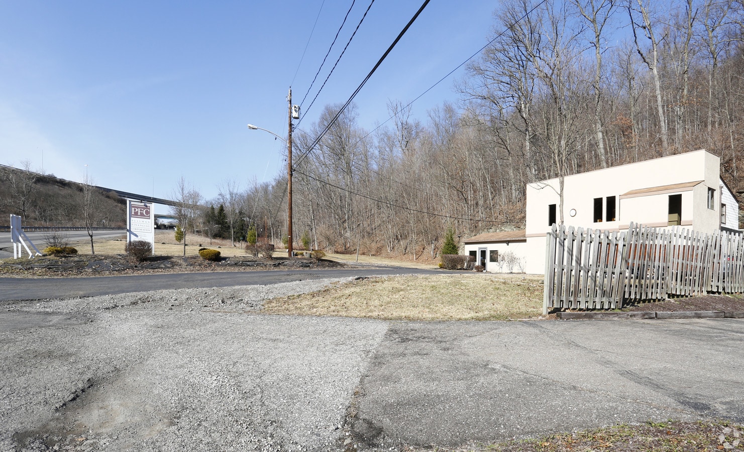 1027 Campbells Run Rd, Carnegie, PA 15106