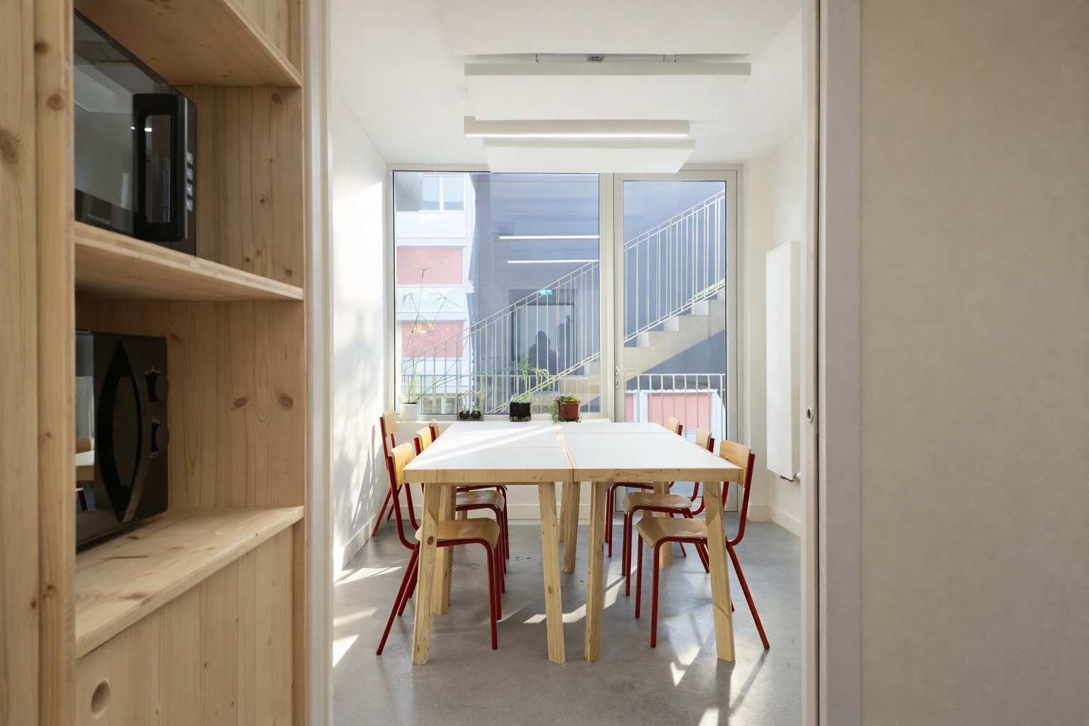 19 Passage De L Internationale, Lille for lease Interior Photo- Image 1 of 8