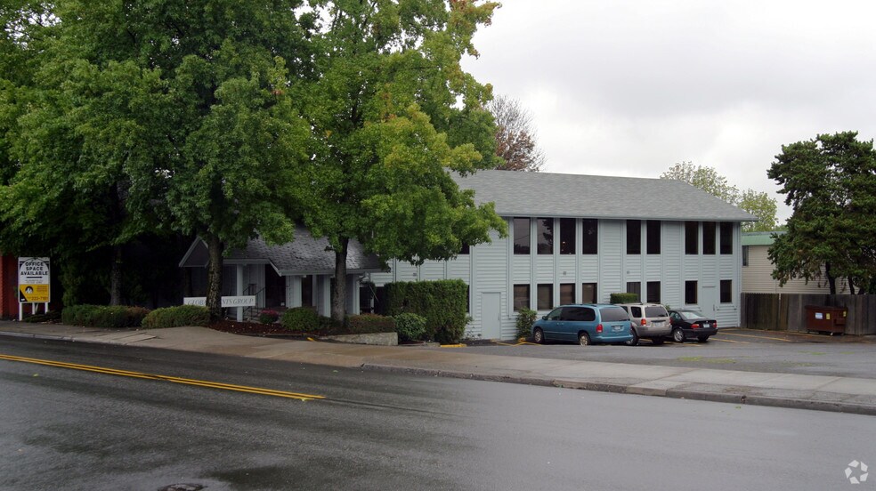 4242 SE Milwaukie Ave, Portland, OR for sale - Building Photo - Image 2 of 18