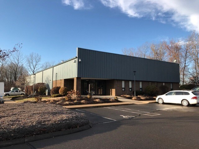 279 Nutmeg Rd S, South Windsor, CT for sale Building Photo- Image 1 of 1