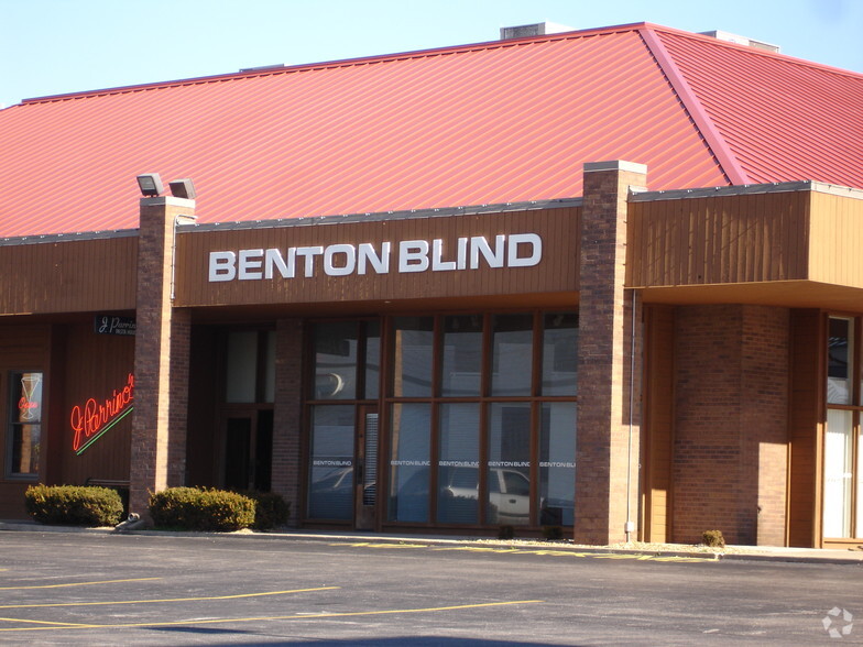 1550-1570 E Battlefield St, Springfield, MO for lease - Building Photo - Image 3 of 5