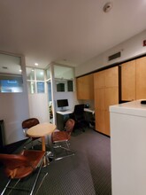 235 E 58th St, New York, NY for sale Interior Photo- Image 1 of 10