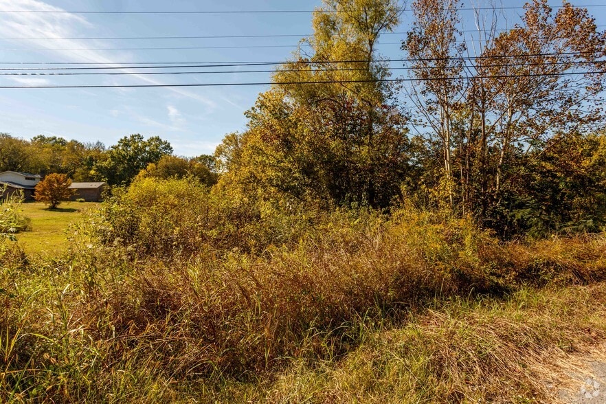 Hwy 412, Columbia, TN 38401