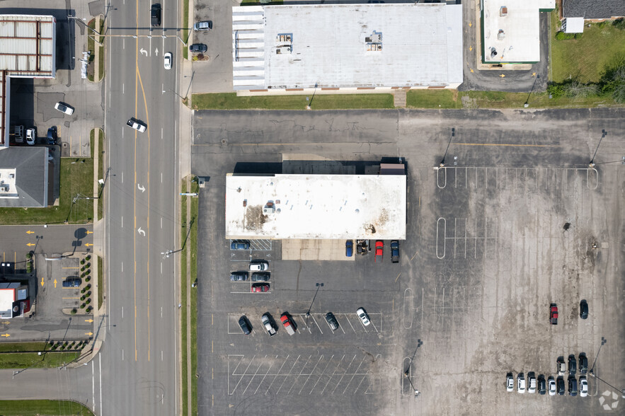 1282 Park Ave W, Mansfield, OH for sale - Aerial - Image 3 of 6