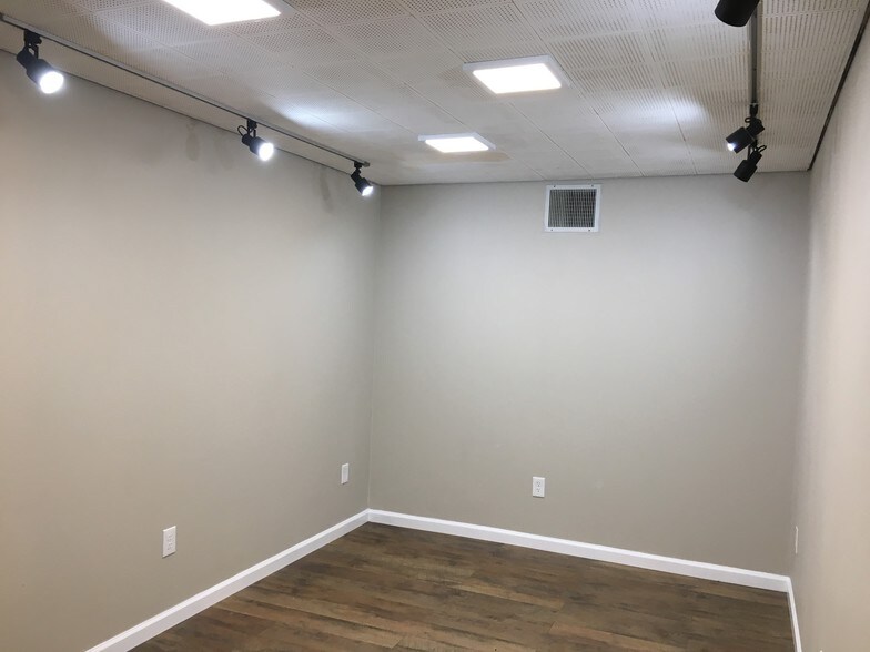 1014 N Washington St, Magnolia, AR for lease - Building Photo - Image 2 of 9