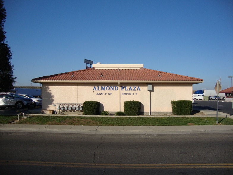2275 F St, Livingston, CA for lease - Primary Photo - Image 1 of 16