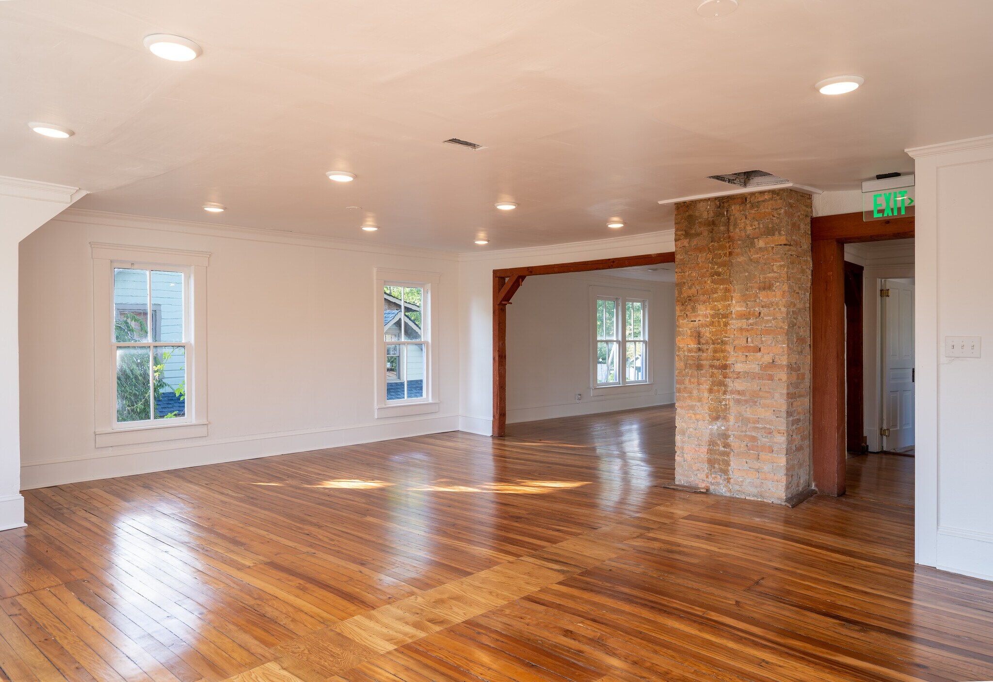 192 W Main St, Brevard, NC 28712 Retail for Lease