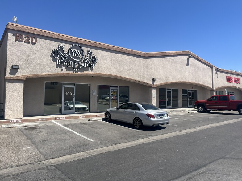 1820-1830 S Rainbow Blvd, Las Vegas, NV for lease - Building Photo - Image 2 of 6