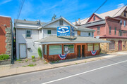 Hancock Town House - Commercial Kitchen