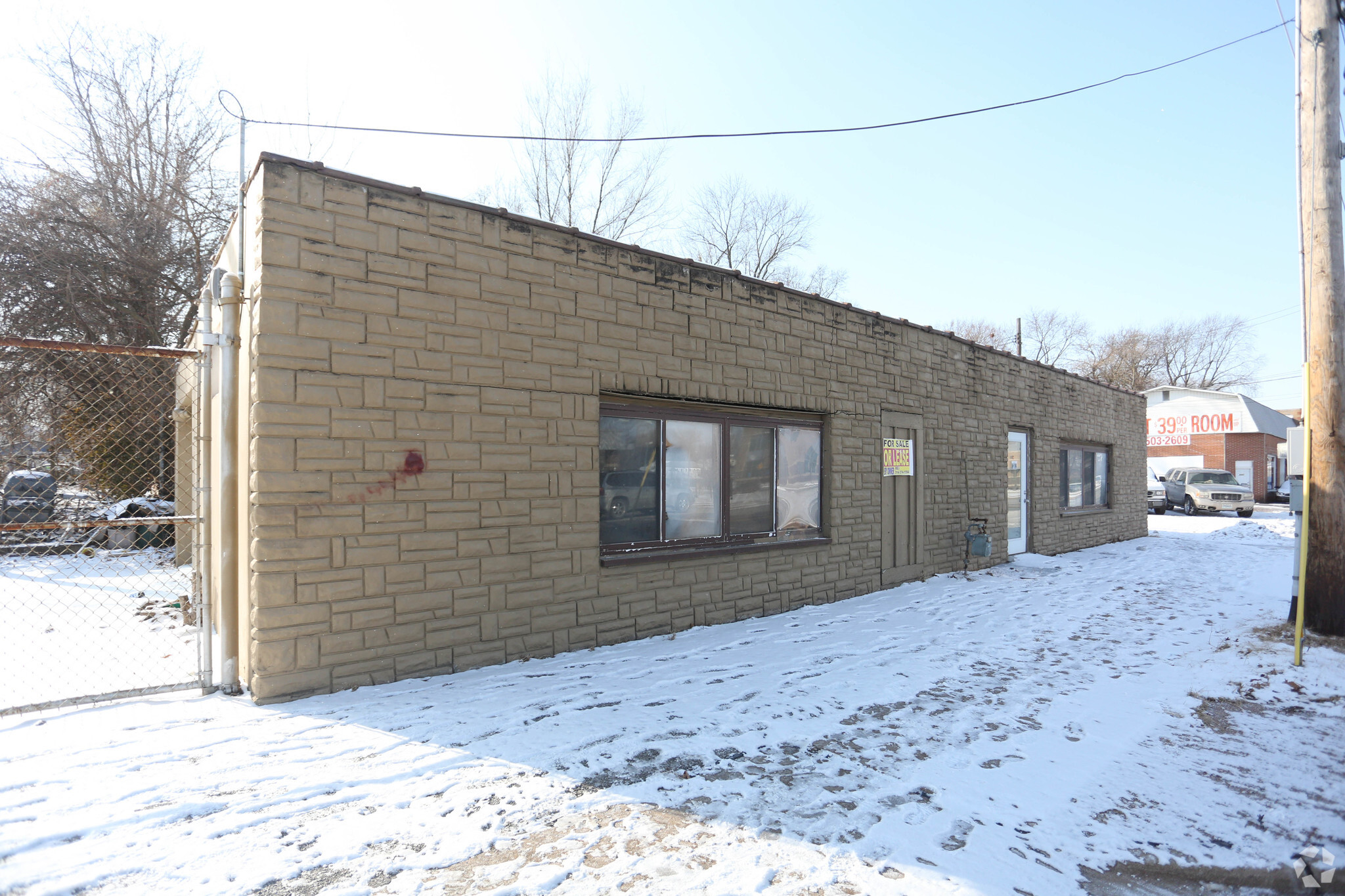 8410 Airport Rd, Berkeley, MO for sale Primary Photo- Image 1 of 1