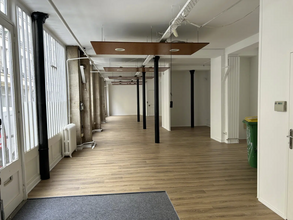 Office in Paris for lease Interior Photo- Image 1 of 7