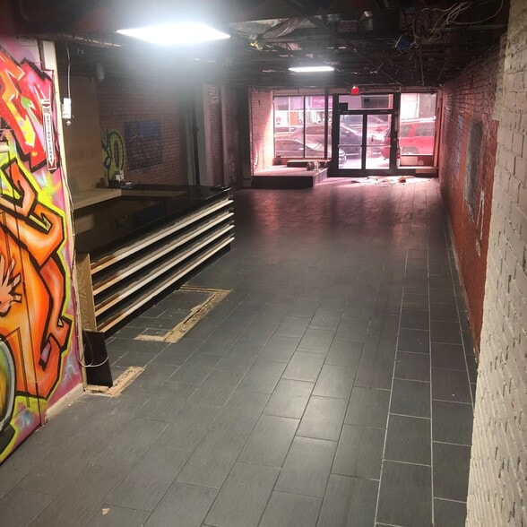 27 Pleasant St, Worcester, MA for lease - Building Photo - Image 2 of 5