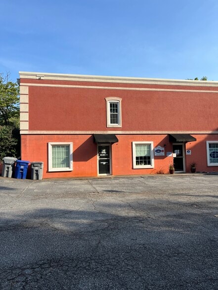 841 E Main St, Spartanburg, SC for lease - Building Photo - Image 2 of 21
