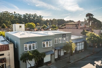 637 Main St, Half Moon Bay, CA for lease Building Photo- Image 1 of 4