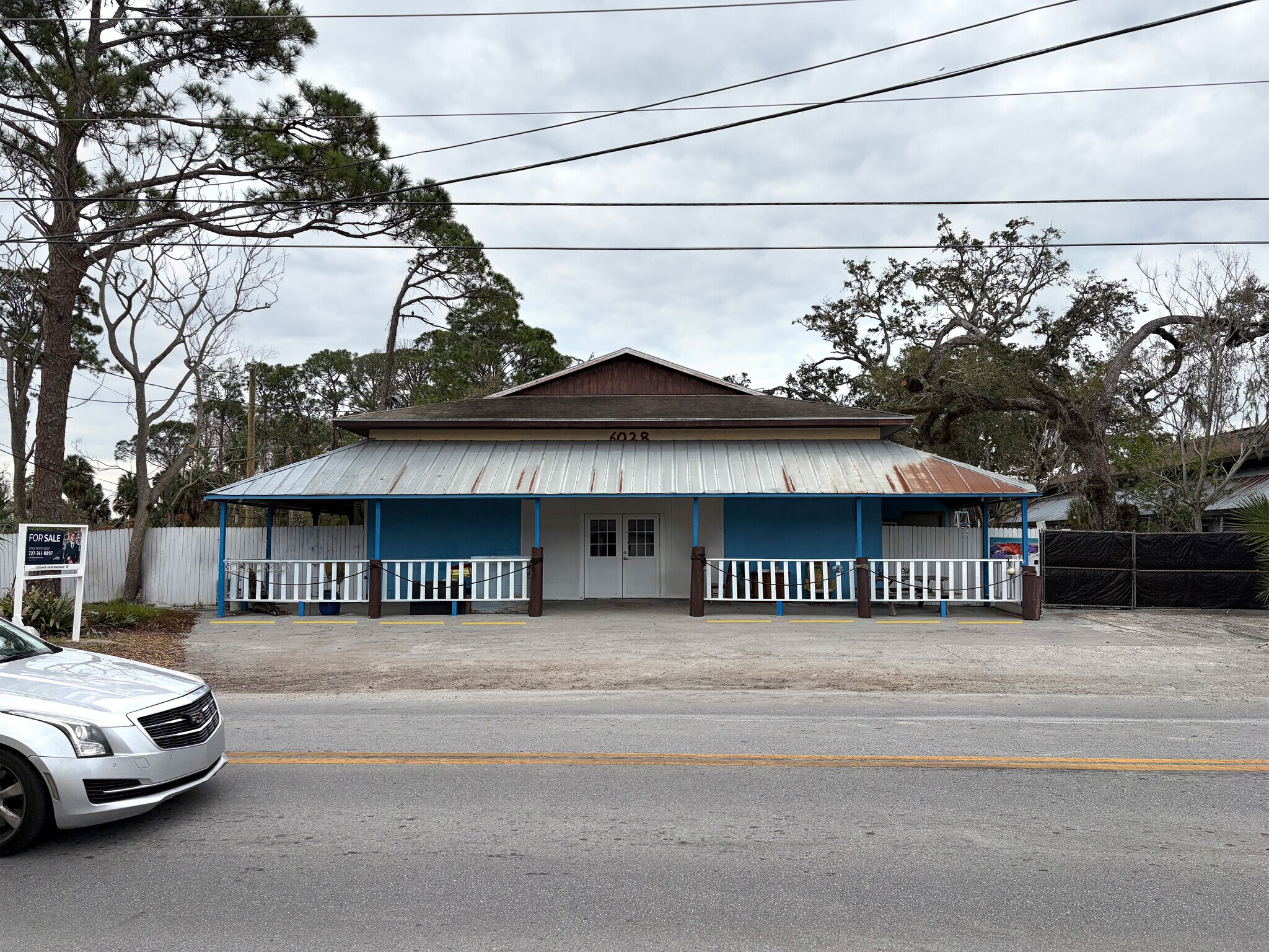 6028 Pine Hill Rd, Port Richey, FL for sale Primary Photo- Image 1 of 23