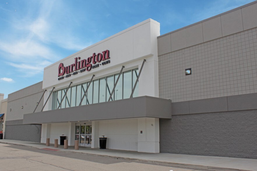 4095 Miller Rd, Flint, MI for sale - Building Photo - Image 1 of 1