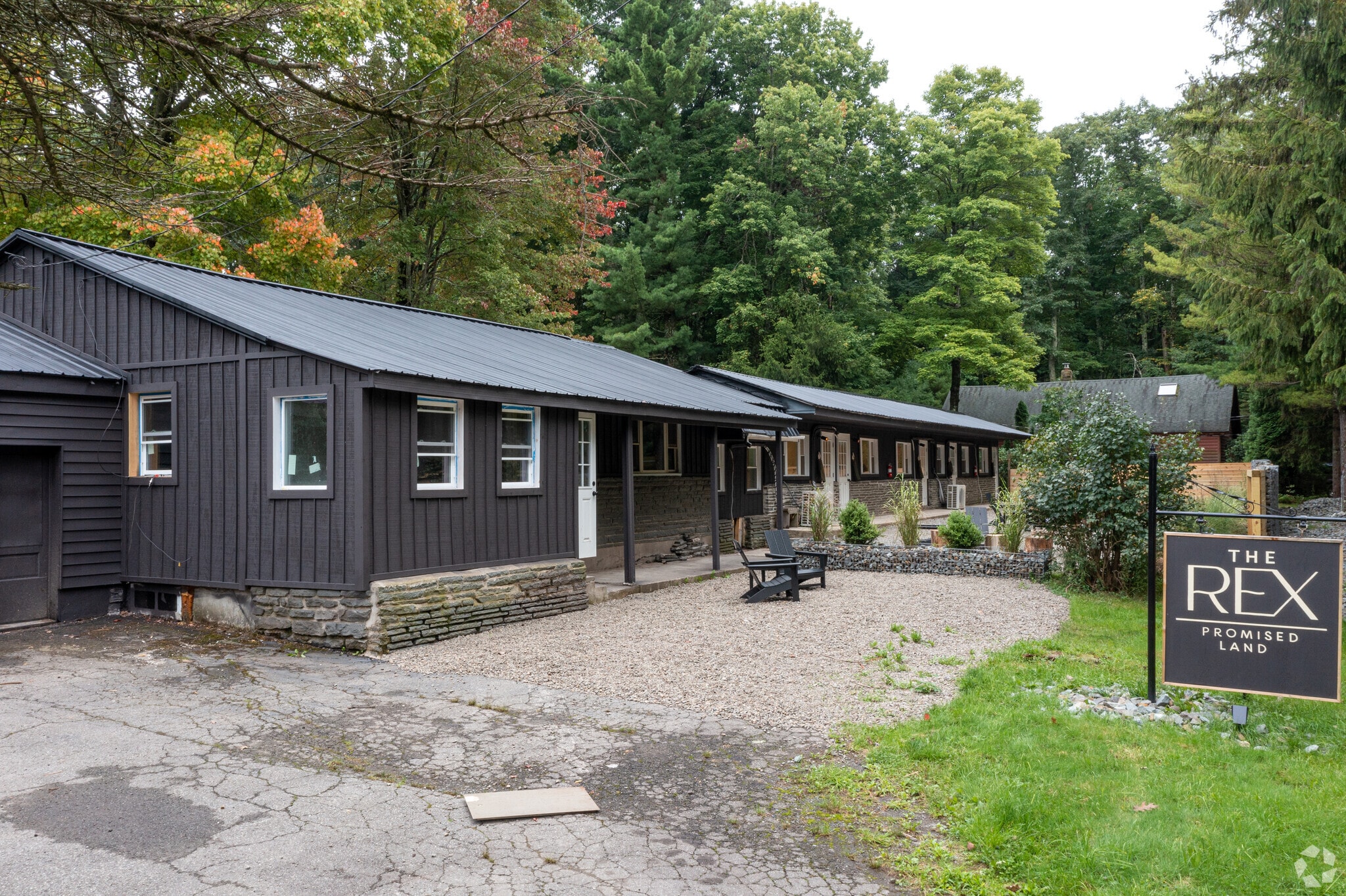 910 Route 390, Greentown, PA for sale Primary Photo- Image 1 of 1