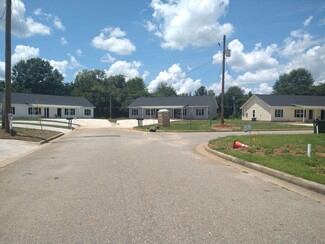 More details for 106 Ronald Pride Blvd, Fort Valley, GA - Multifamily for Sale