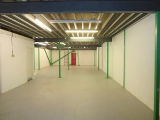 More details for Kiln Ln, Epsom - Industrial for Lease