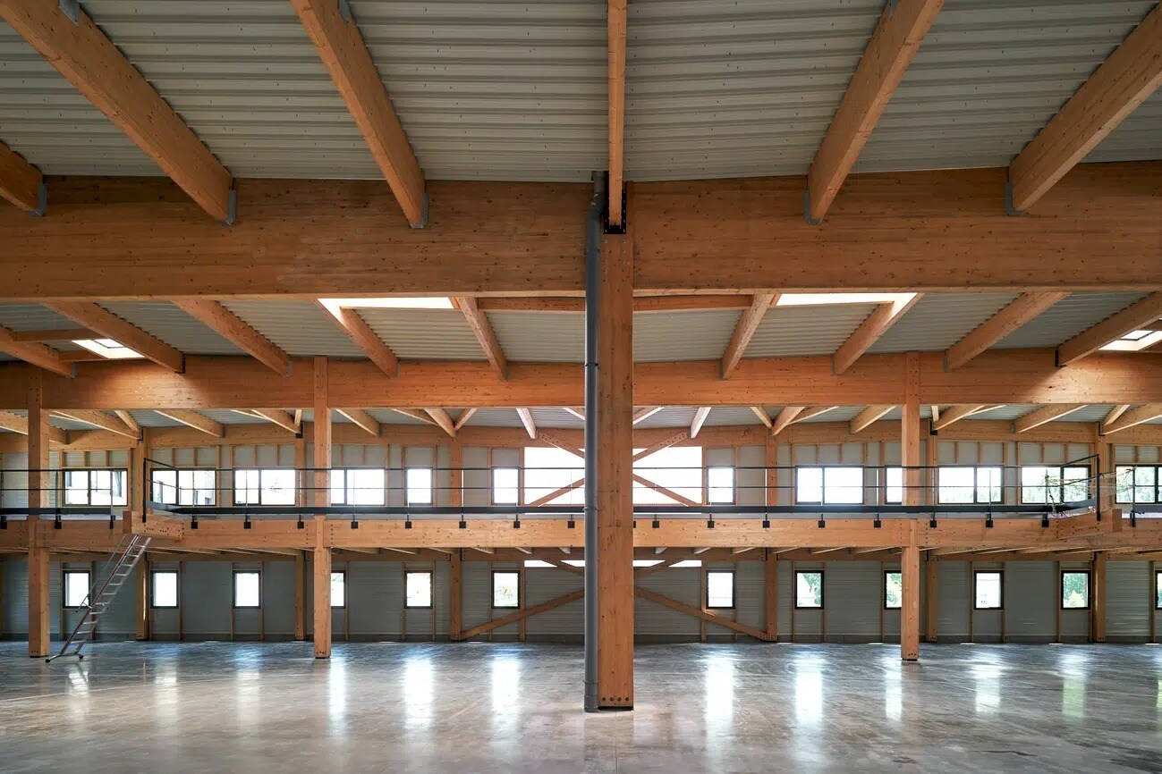 19 Rue De Paris, Tarare for lease Interior Photo- Image 1 of 3