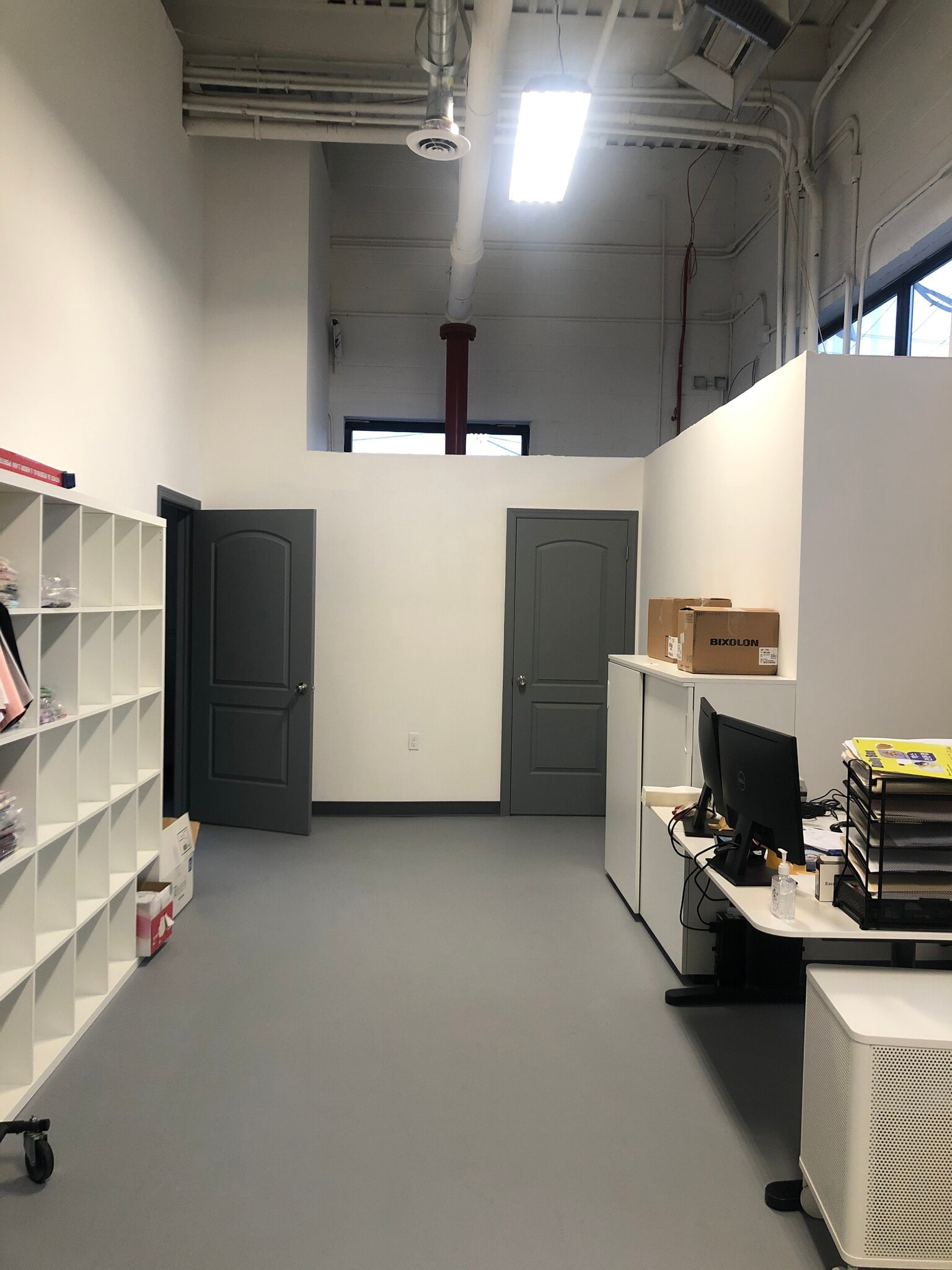 746 Gotham Pky, Carlstadt, NJ for lease Interior Photo- Image 1 of 9