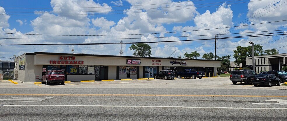 11204 Hempstead Rd, Houston, TX for lease - Building Photo - Image 3 of 8