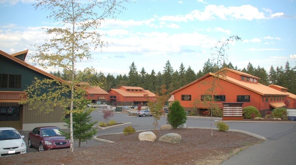 9440 Sportsman Club Rd NE, Bainbridge Island, WA for sale - Building Photo - Image 3 of 4