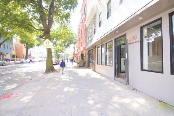 395 Graham Ave, Brooklyn, NY for sale - Building Photo - Image 1 of 1