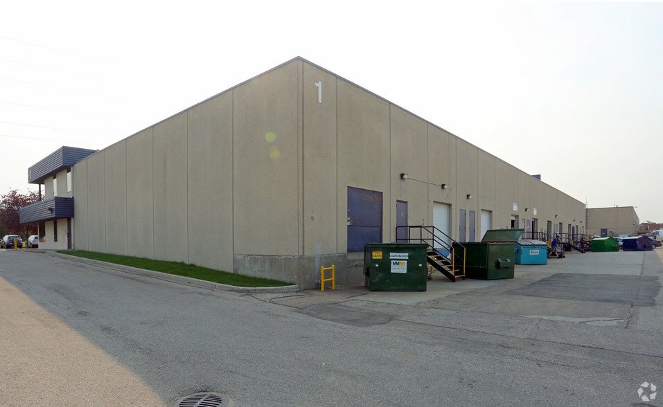 4450-4484 97 St NW, Edmonton, AB for lease - Building Photo - Image 2 of 3