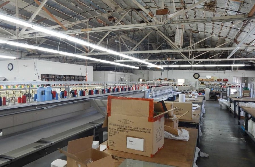 5015 Hampton St, Vernon, CA for sale - Building Photo - Image 3 of 6