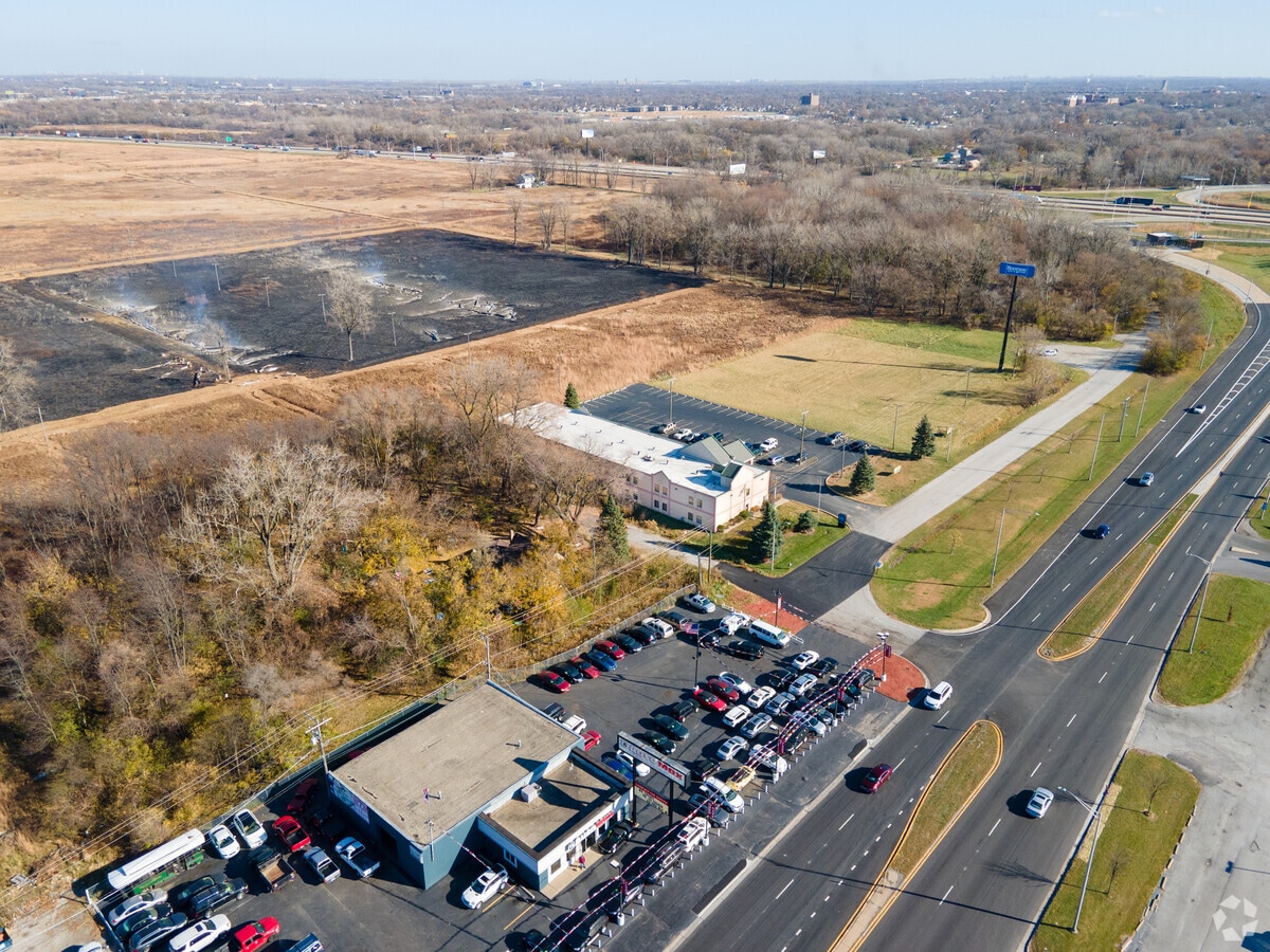 2850 W 159th St, Markham, IL 60428