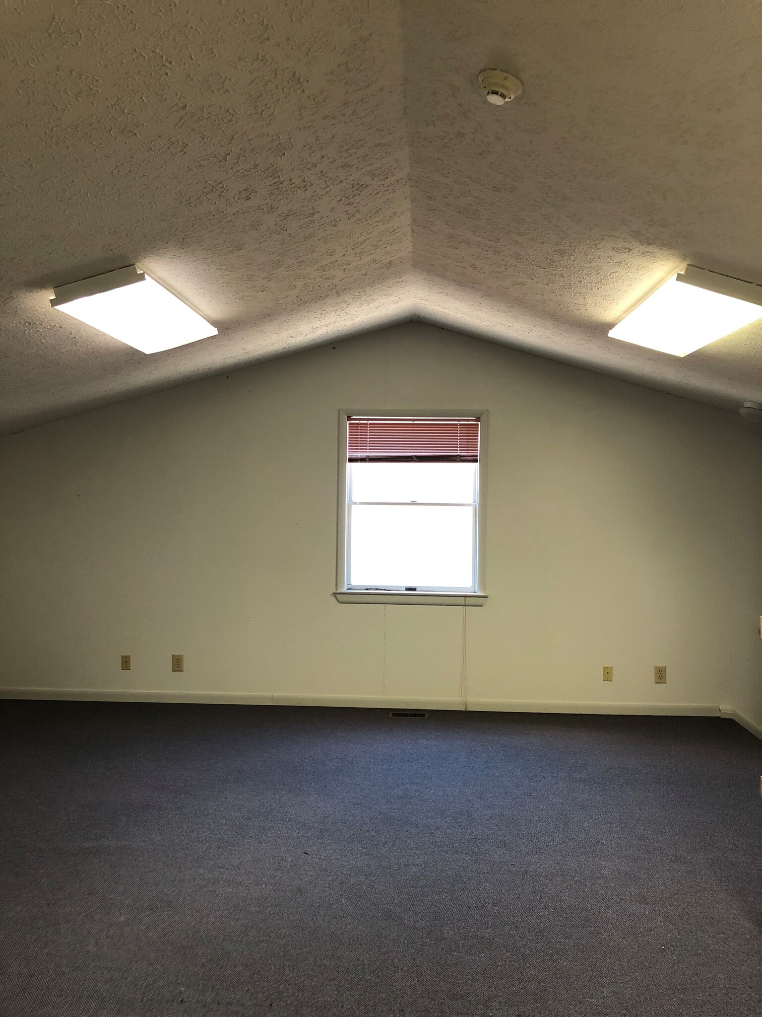 1433 Union St, Lafayette, IN for lease Interior Photo- Image 1 of 2