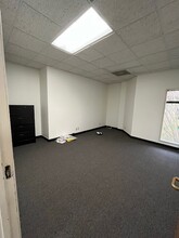 24404 S Vermont Ave, Harbor City, CA for lease Building Photo- Image 2 of 4