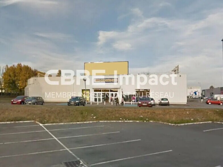 Retail in Soissons for lease - Building Photo - Image 1 of 1