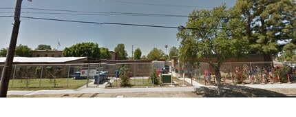8755 Woodman Ave, Pacoima, CA for lease Building Photo- Image 2 of 2