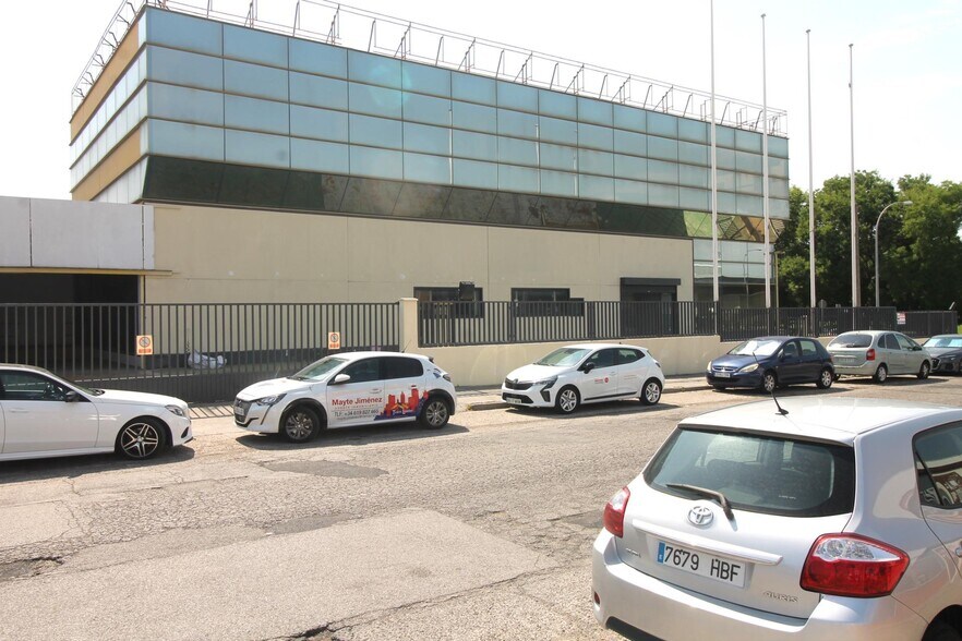 Calle Edison, 17, Getafe, Madrid for sale - Building Photo - Image 3 of 45