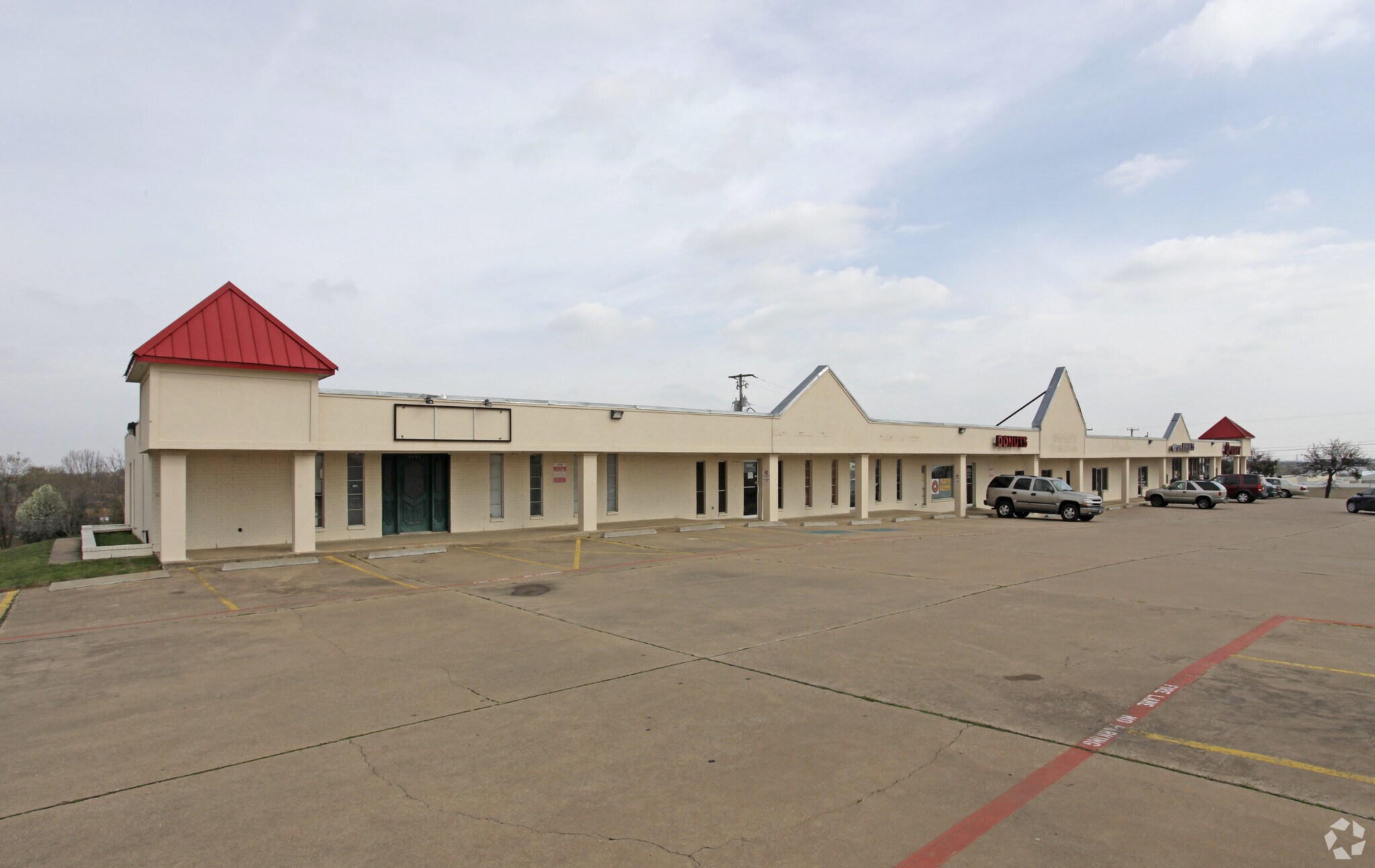 6500 Precinct Line Rd, Hurst, TX 76054