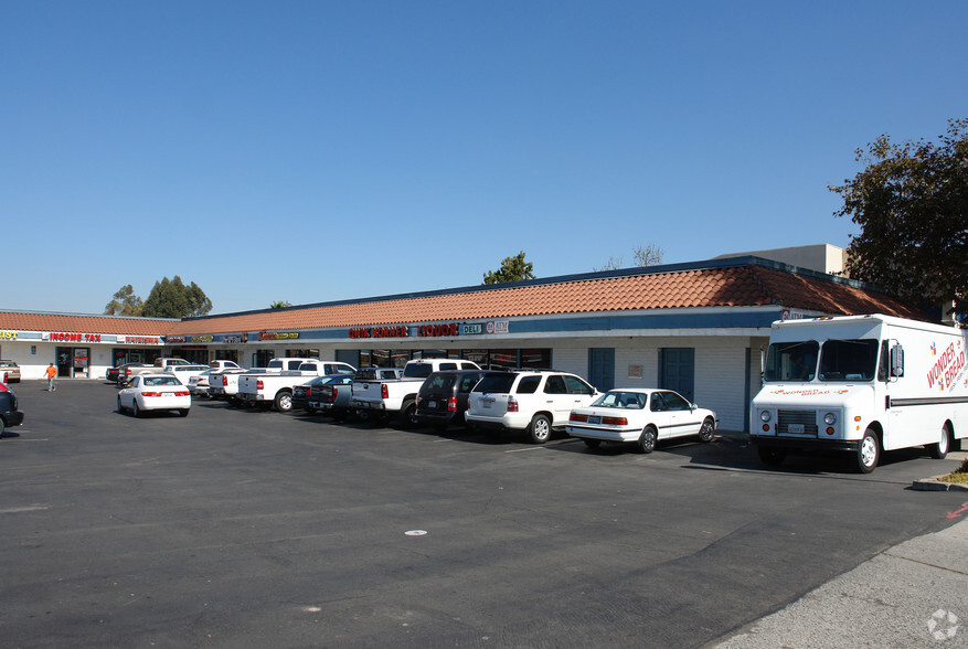 9522 Miramar Rd, San Diego, CA for lease - Building Photo - Image 1 of 4