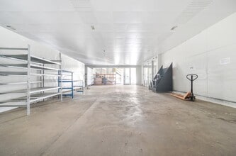 Enterprise Way, Pinchbeck for lease Interior Photo- Image 2 of 4
