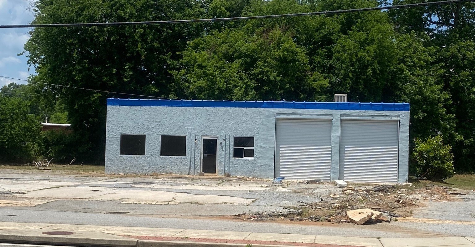 103 N Camellia Blvd, Fort Valley, GA 31030