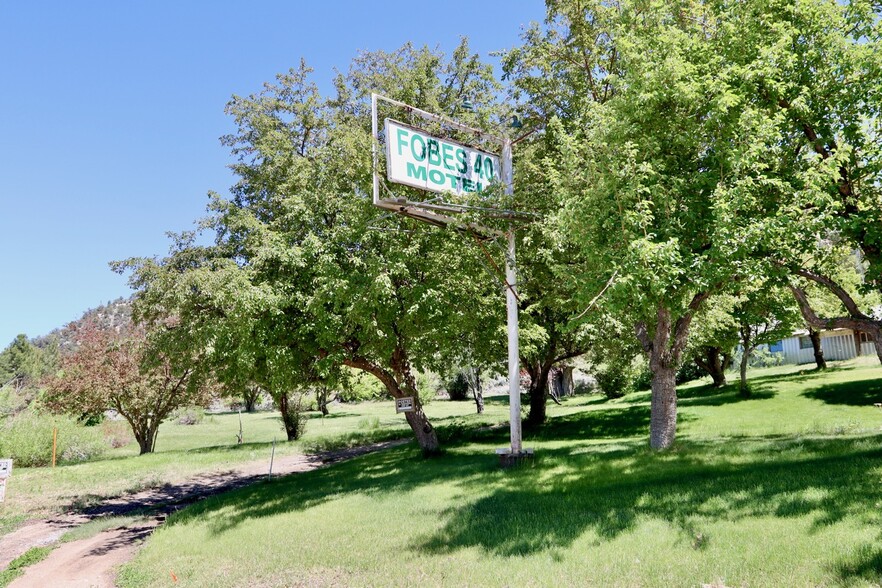 6750 Crowley Lake Dr, Crowley Lake, CA for sale - Primary Photo - Image 1 of 1