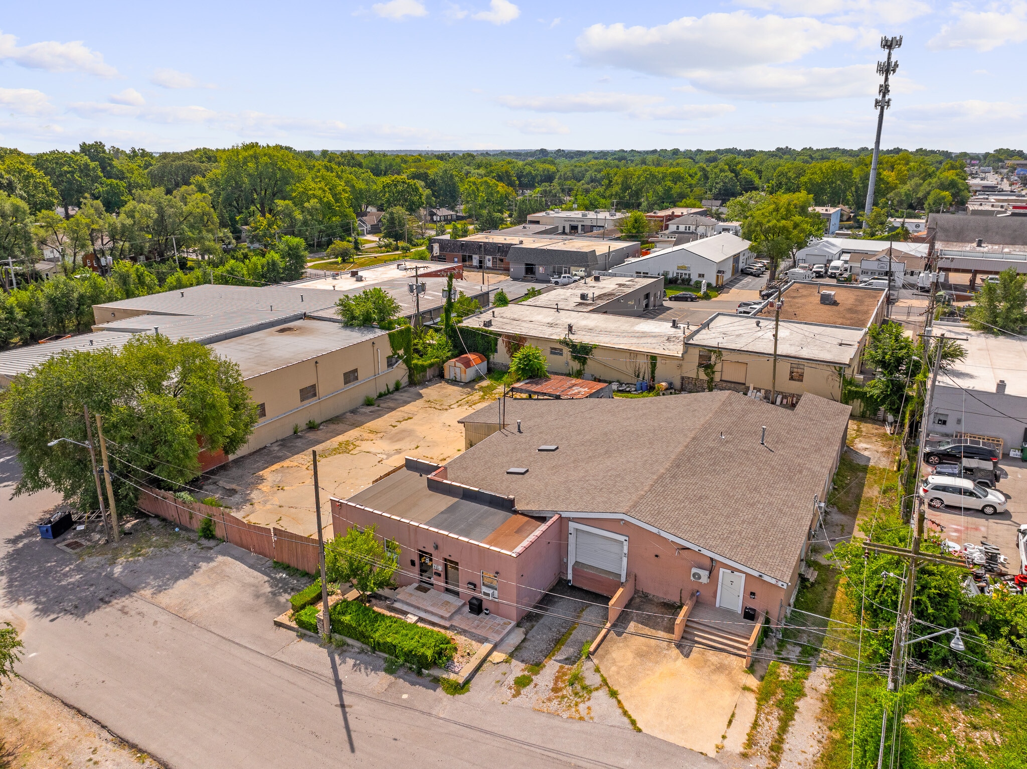319 W 79th Ter, Kansas City, MO for lease Building Photo- Image 1 of 20