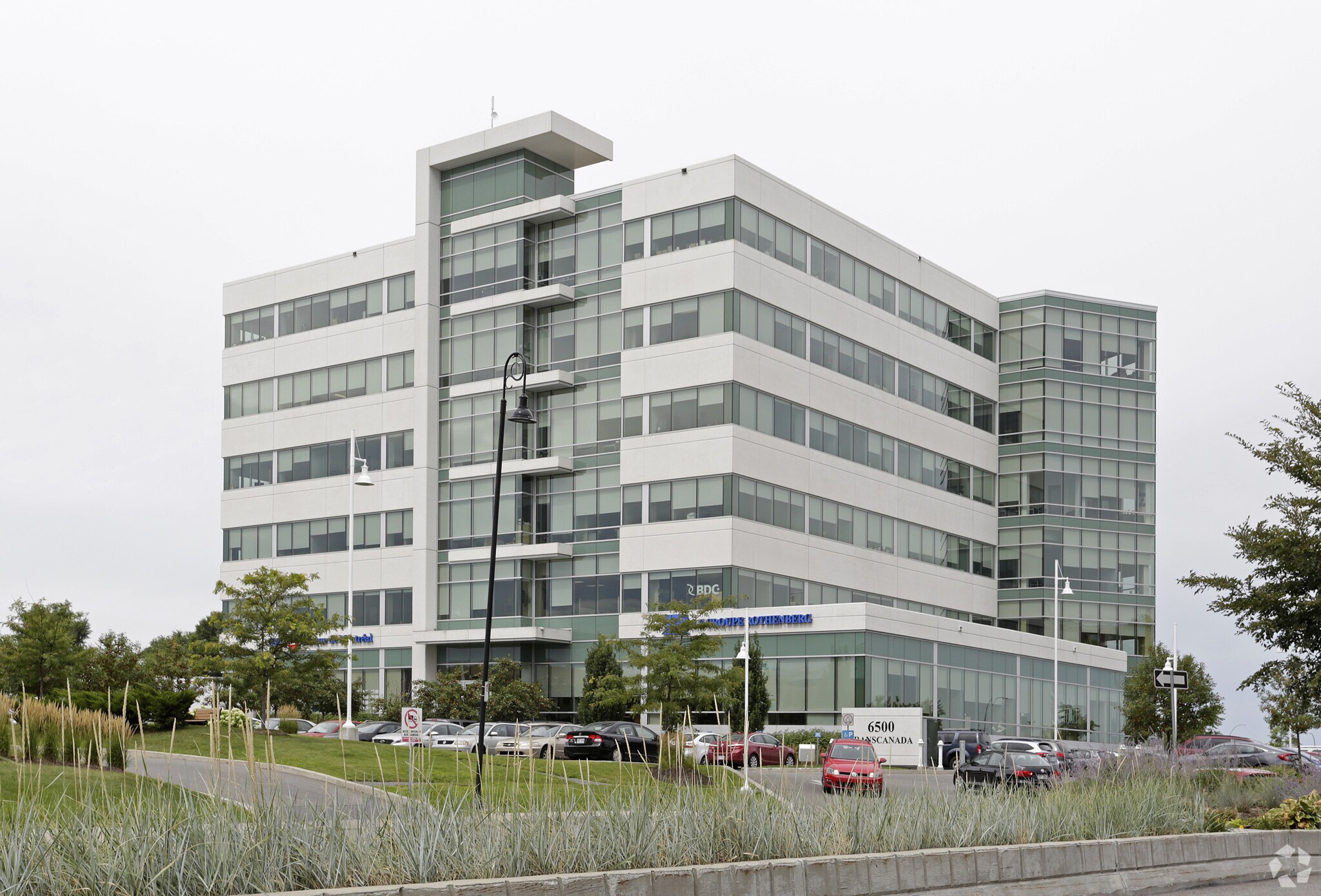 6500 Service Rd, PointeClaire, QC, H9R 0A2 Coworking Space on