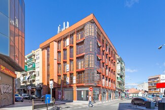 More details for Calle de la Luna, 9, Fuenlabrada - Office, Retail for Lease
