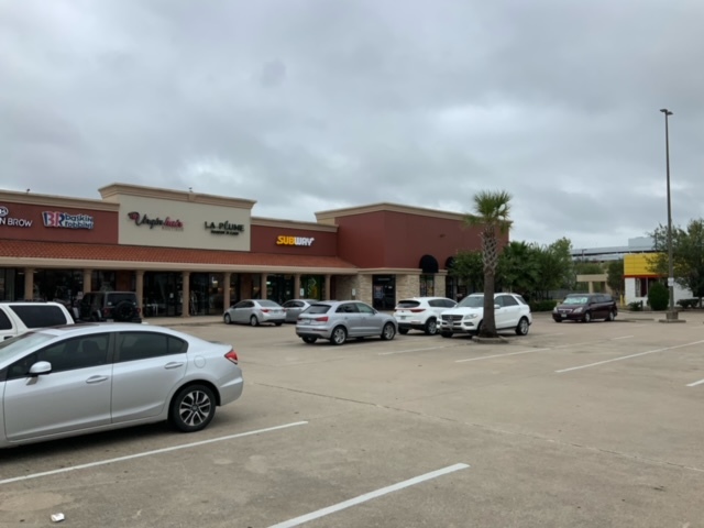 11660 Westheimer Rd, Houston, TX 77077 - Royal Oaks Plaza | LoopNet