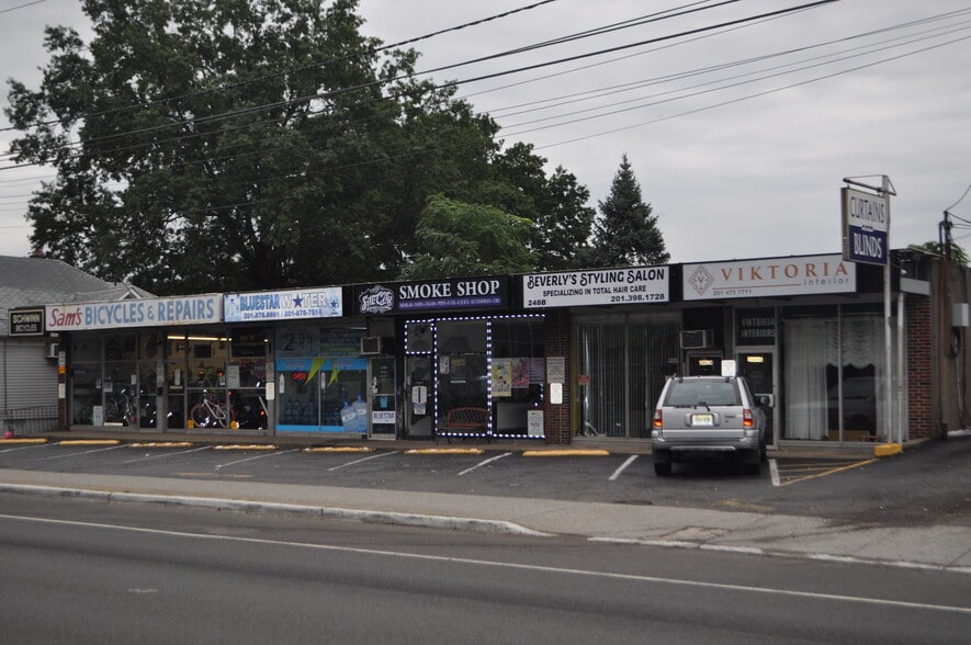 248252 Broadway, Elmwood Park, NJ, 07407 Freestanding Property For