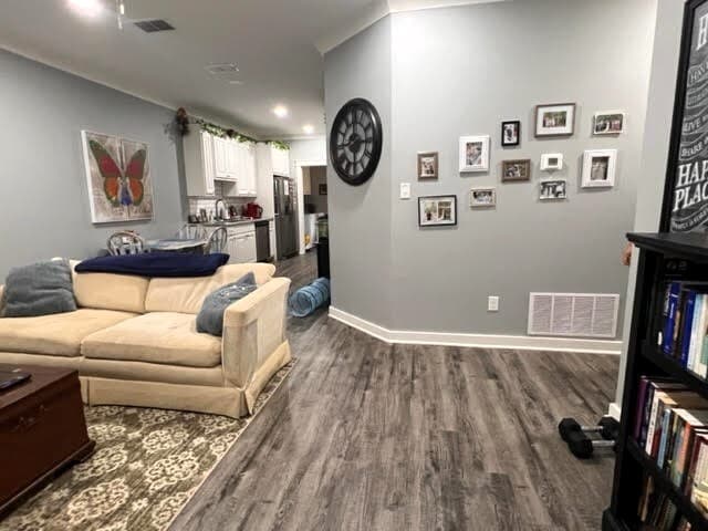 Multi Family- 5 units in Bullard, TX portfolio of 2 properties for sale on LoopNet.com - Interior Photo - Image 3 of 33