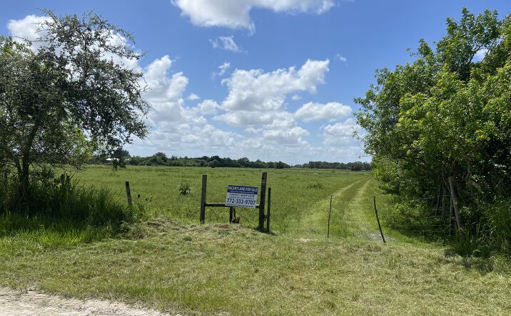 Johnson Rd, Fort Pierce, FL for sale Primary Photo- Image 1 of 1