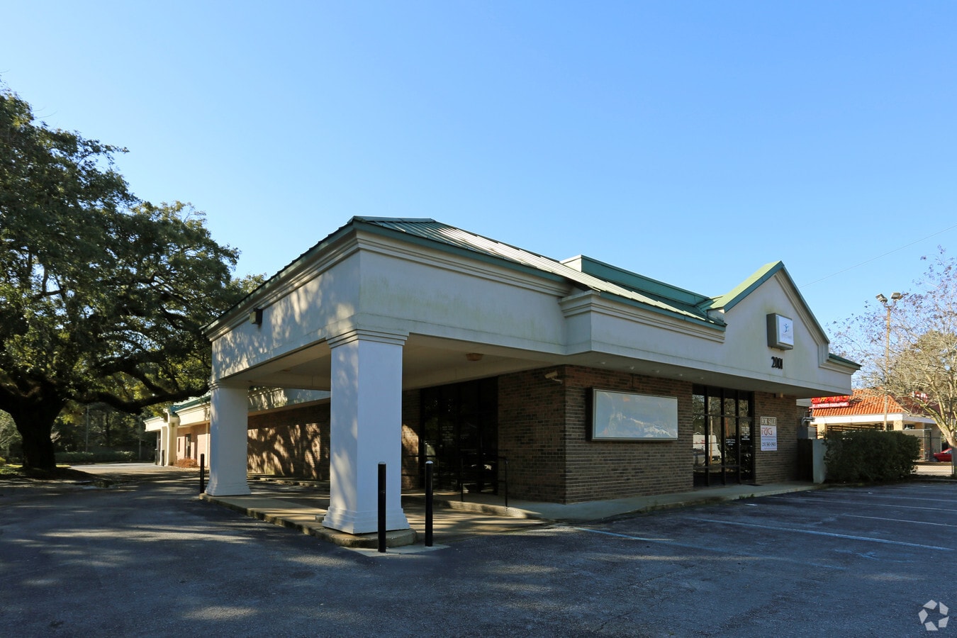 2001 Spring Hill Ave, Mobile, AL 36607